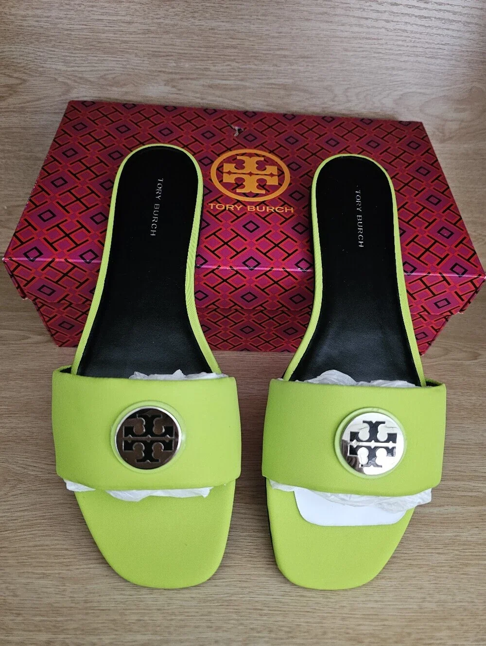 Tory Burch Neon Lime Slide Sandals with Logo Medallion. 8.5